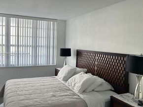 100 Lincoln Rd 437, Miami Beach FL 33139