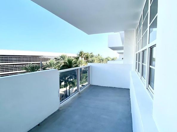 100 Lincoln Rd 437, Miami Beach FL 33139