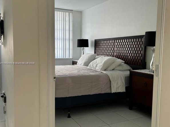 100 Lincoln Rd 437, Miami Beach FL 33139