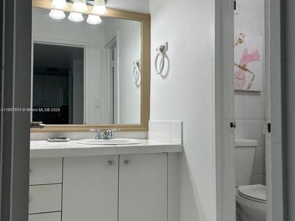 100 Lincoln Rd 437, Miami Beach FL 33139
