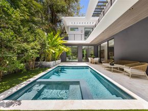 3670 Avocado Ave, Miami FL 33133