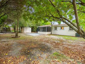 Undisclosed Address #A11883337, Hollywood FL 33024