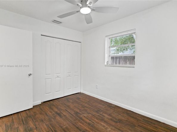 Undisclosed Address #A11883337, Hollywood FL 33024