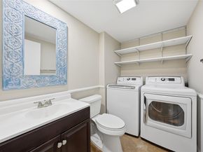909 9th Ter, Palm Beach Gardens FL 33418