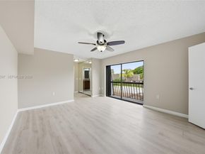 909 9th Ter, Palm Beach Gardens FL 33418