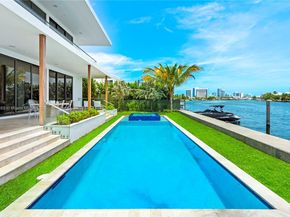 1410 S Biscayne Point Rd, Miami Beach FL 33141
