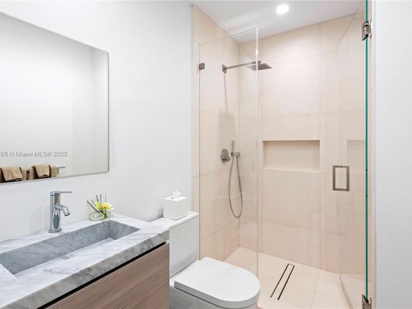 1410 S Biscayne Point Rd, Miami Beach FL 33141