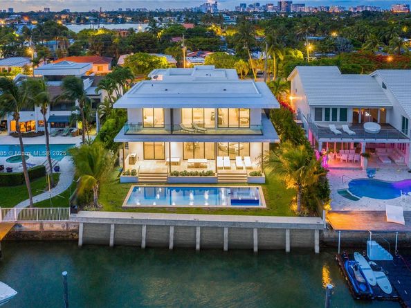 1410 S Biscayne Point Rd, Miami Beach FL 33141