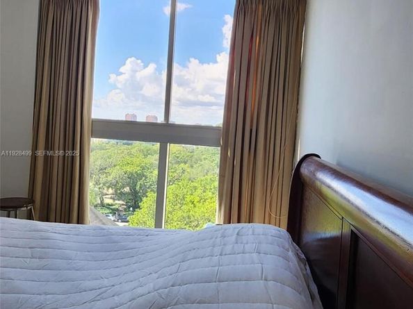 2951 S Bayshore Dr 1012, Miami FL 33133