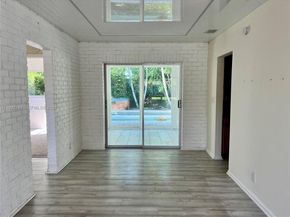 2031 NW 32nd St, Oakland Park FL 33309