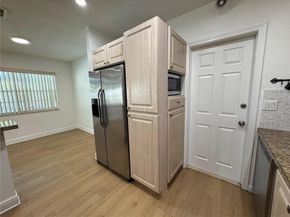 2731 N 72nd Way, Hollywood FL 33024