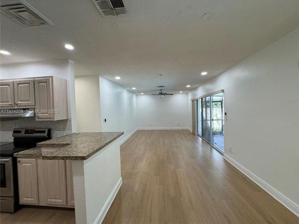 2731 N 72nd Way, Hollywood FL 33024