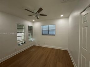 2731 N 72nd Way, Hollywood FL 33024