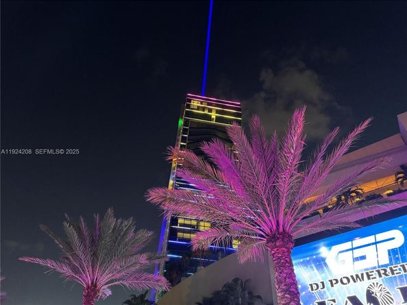 2731 N 72nd Way, Hollywood FL 33024