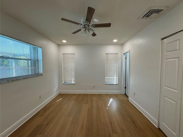 2731 N 72nd Way, Hollywood FL 33024