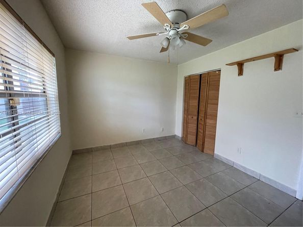 18216 Mediterranean Blvd 119, Hialeah FL 33015
