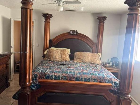 820 SW 49th Ter, Margate FL 33068