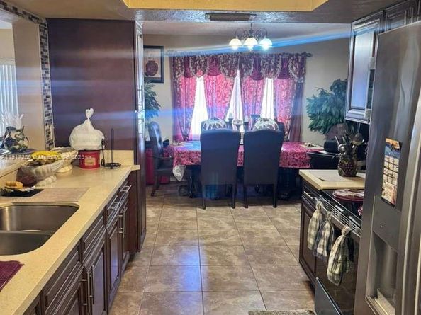 820 SW 49th Ter, Margate FL 33068