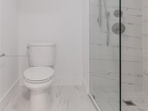 8435 Casa Del Lago 22C, Boca Raton FL 33433