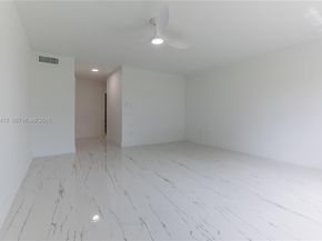 8435 Casa Del Lago 22C, Boca Raton FL 33433