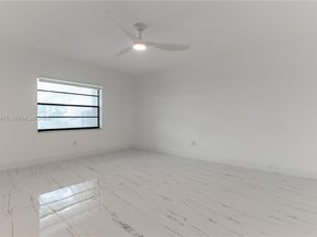 8435 Casa Del Lago 22C, Boca Raton FL 33433