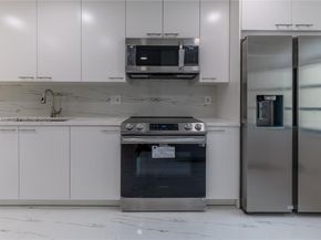 8435 Casa Del Lago 22C, Boca Raton FL 33433