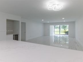8435 Casa Del Lago 22C, Boca Raton FL 33433