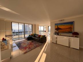Undisclosed Address #A11807125, Aventura FL 33180