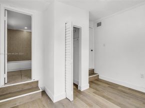 2443 NW 55th St, Miami FL 33142