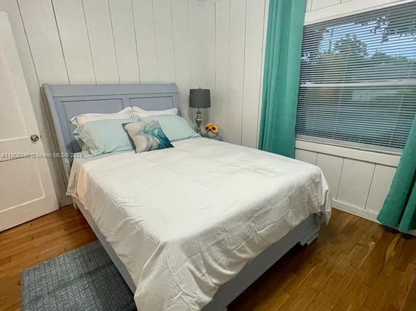 1218 N 24th Ave, Hollywood FL 33020