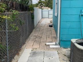 1218 N 24th Ave, Hollywood FL 33020