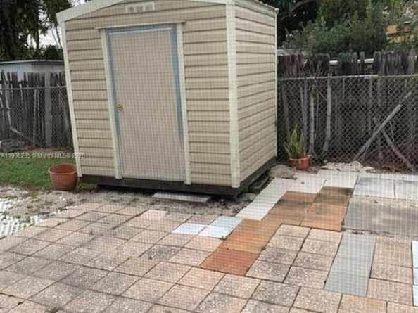 1218 N 24th Ave, Hollywood FL 33020