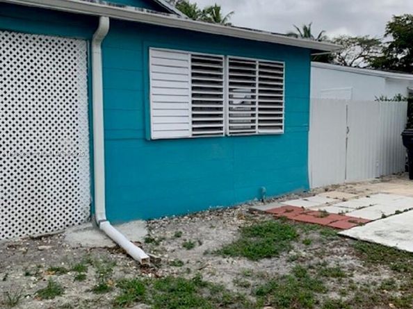 1218 N 24th Ave, Hollywood FL 33020