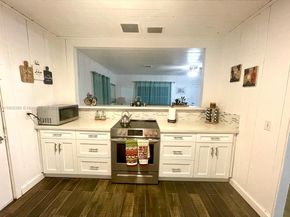 1218 N 24th Ave, Hollywood FL 33020