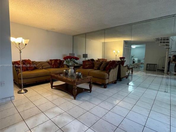 2410 SW 122nd Ct 1, Miami FL 33175