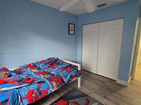 1885 SE 13th St, Homestead FL 33035