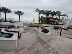 851 NE 1st Ave 2208, Miami FL 33132