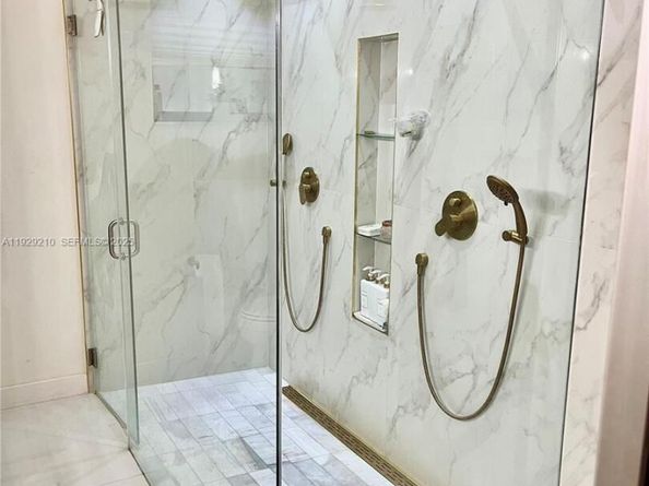 Undisclosed Address #A11929210, Davie FL 33331