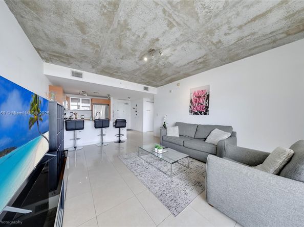 Undisclosed Address #A11823169, Miami FL 33137