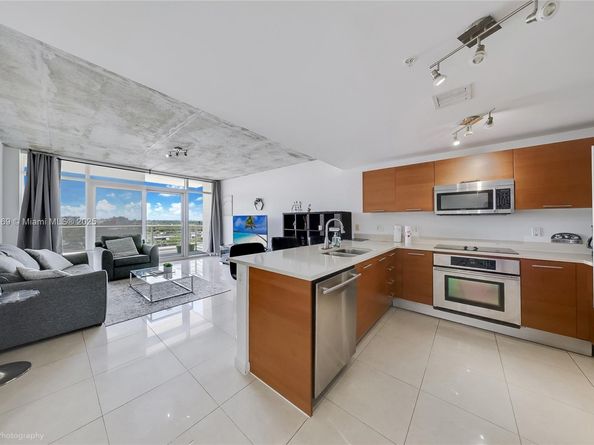 Undisclosed Address #A11823169, Miami FL 33137