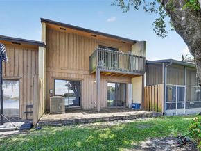 4283 S Pine Island Rd, Davie FL 33328
