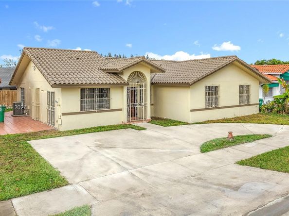 12787 NW 10th Ln, Miami FL 33182
