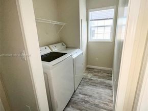 3210 Royal Palm Ct, Dania Beach FL 33312