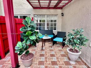 15645 SW 82nd Cir Ln 75, Miami FL 33193