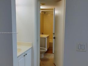 6332 La Costa Dr F, Boca Raton FL 33433