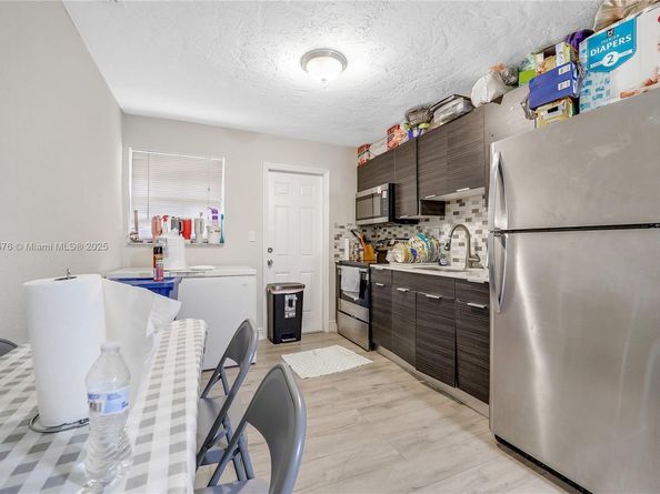 2512 NW 9th Pl, Fort Lauderdale FL 33311