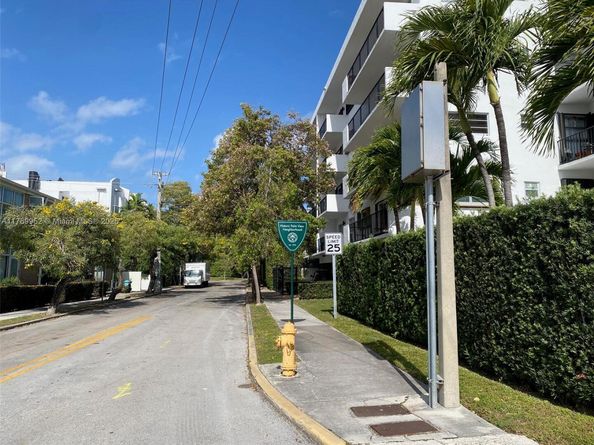 Undisclosed Address #A11789952, Miami Beach FL 33139