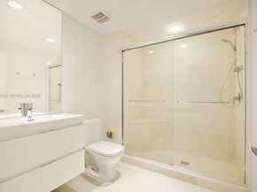 17301 Biscayne Blvd 1704, North Miami Beach FL 33160
