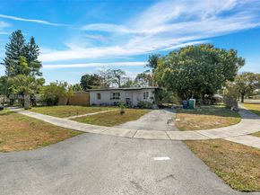 3580 NW 4th St, Lauderhill FL 33311