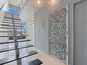 690 SW 1st Ct 1517, Miami FL 33130